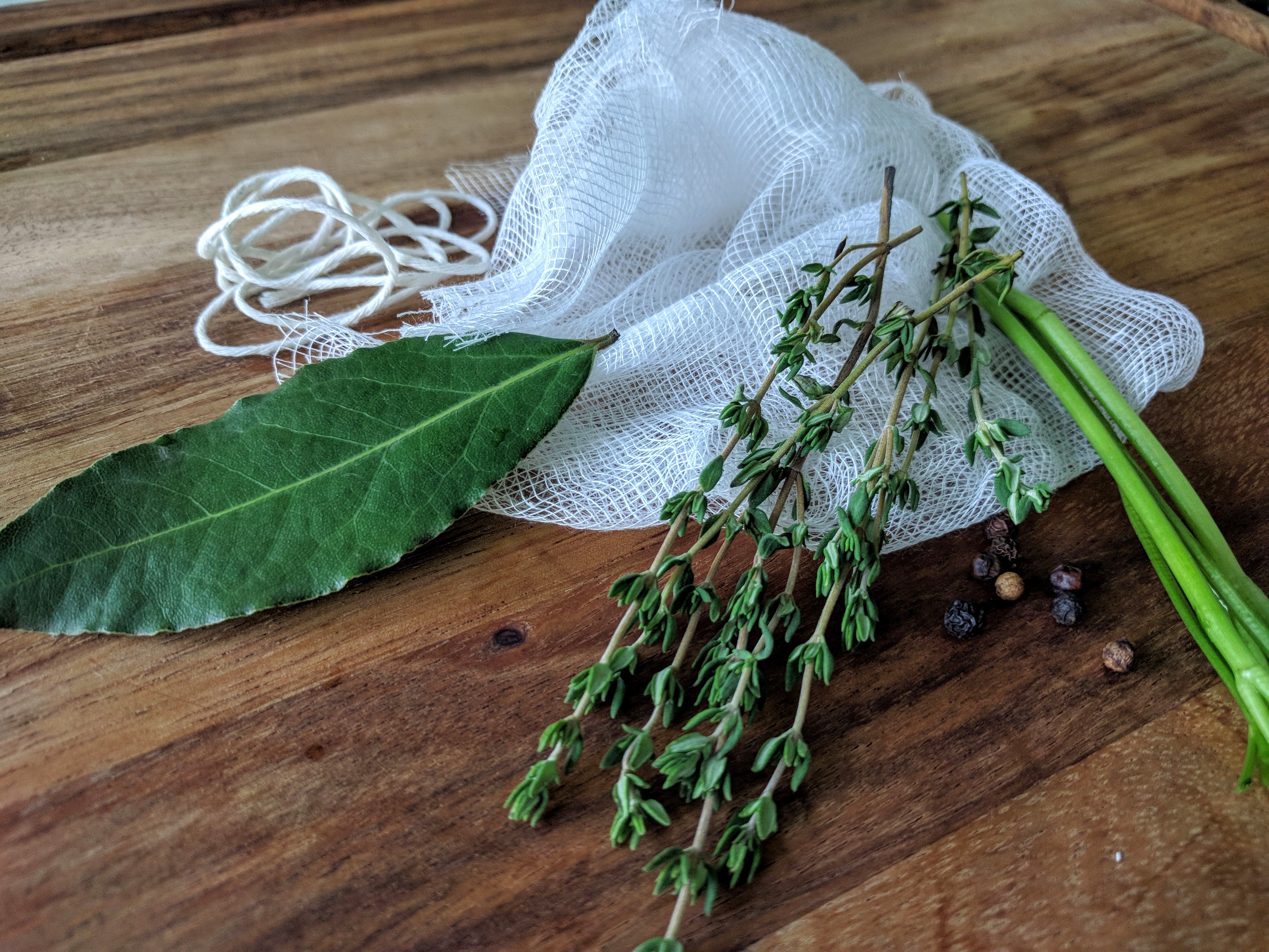How To Make a Bouquet Garni - Green Thumb Foodie
